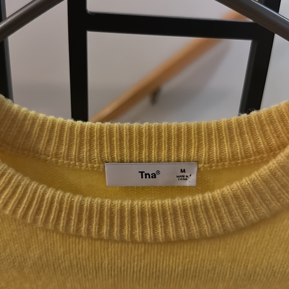 TNA Aritzia Sweater/Knit - Picture 2 of 2